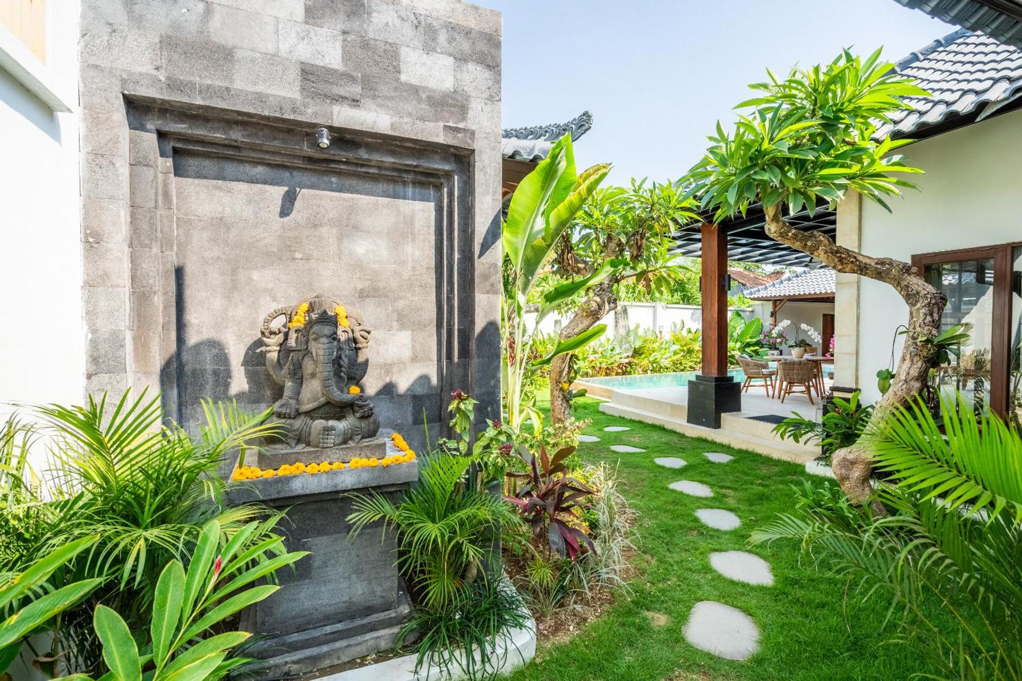 Tranquility Manor Bali Villa Sanur  Exterior photo